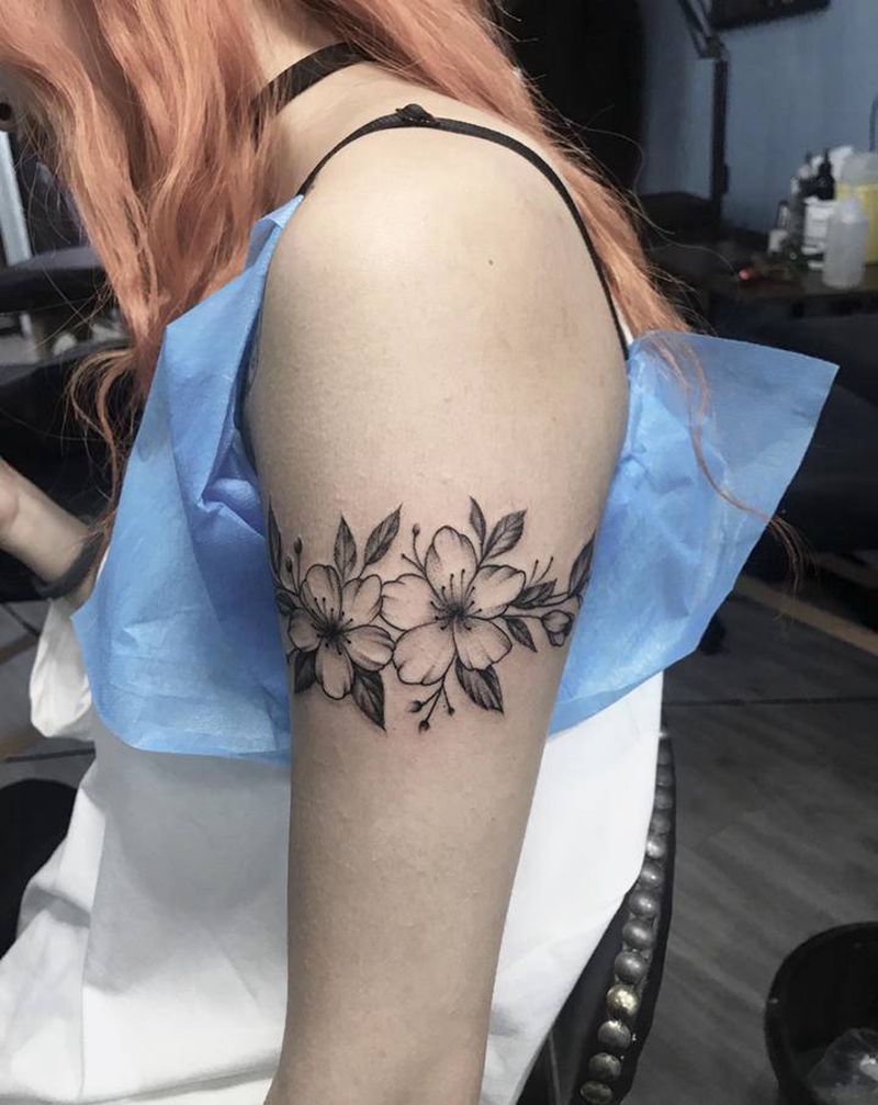 素花纹身图片_手臂纹身图案