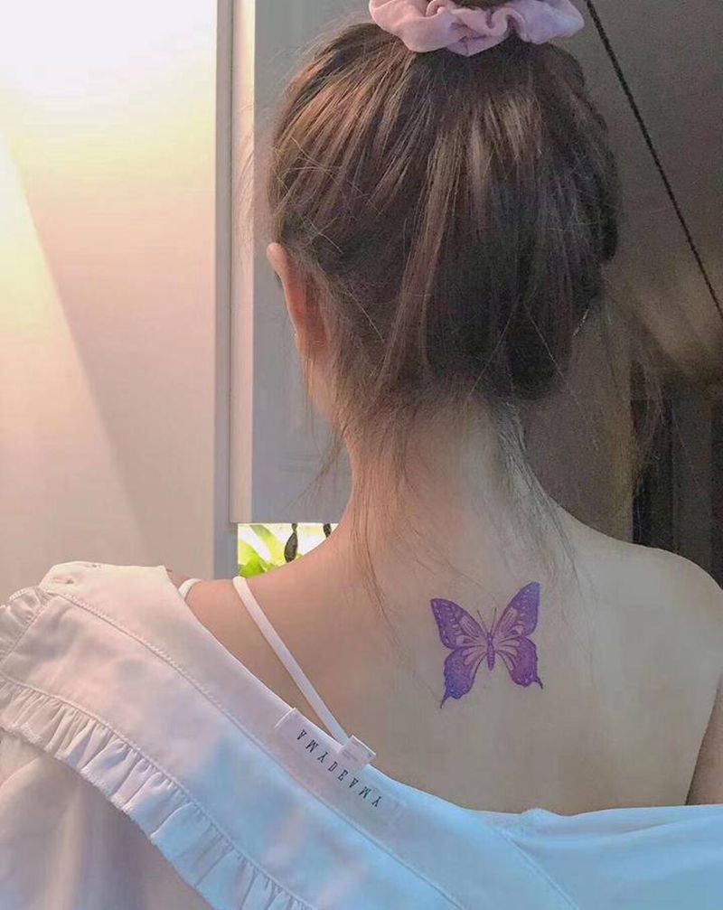 许昌沄刺青纹身图片_颈部肩部纹身图案