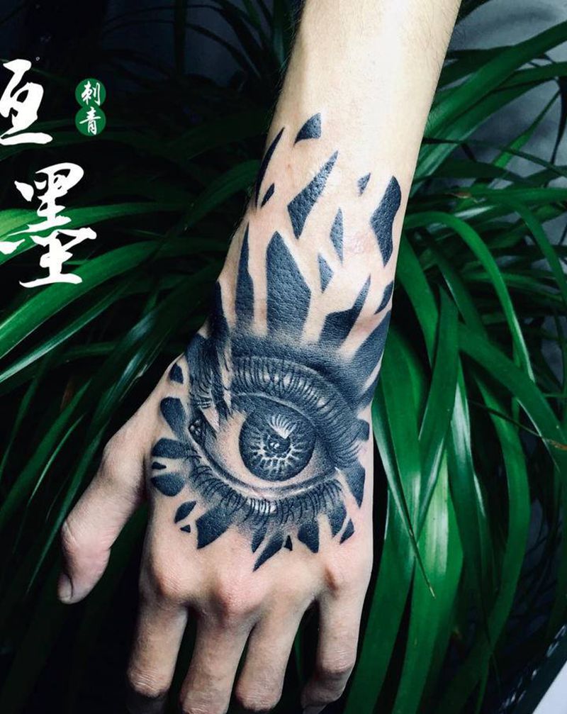 手背文身纹身图片_手臂手部欧美写实纹身图案