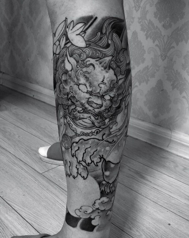 唐狮纹身图片_腿部新传统纹身图案