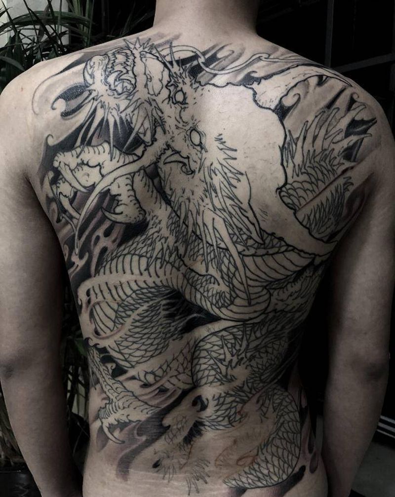 许昌文身沄刺青纹身图片_背部新传统龙纹身图案