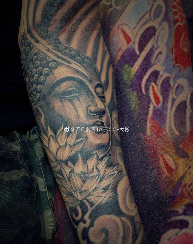 花臂添加，佛纹身图片_手臂新传统佛纹身图案