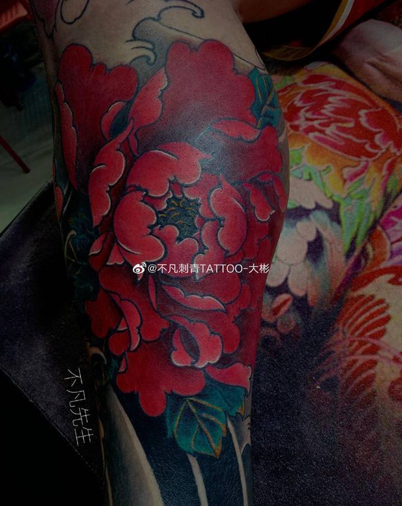 水浪牡丹包小腿（象神非本人作纹身图片_腿部新传统老传统传统牡丹纹身图案