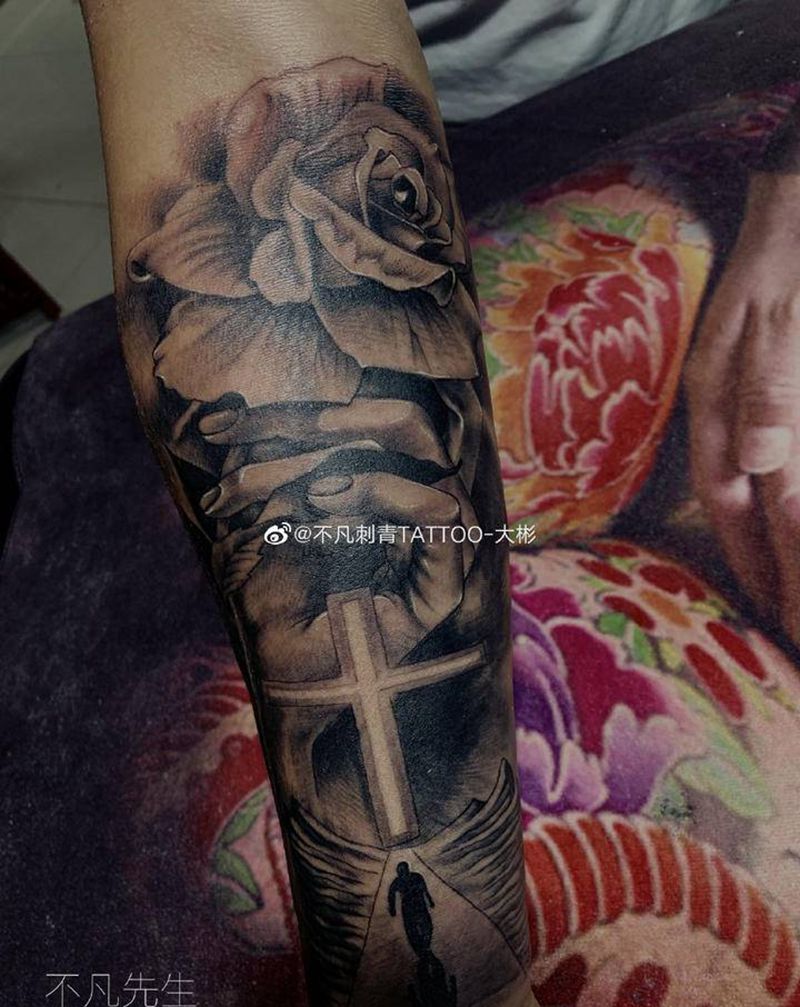 这，我也不知道叫什么纹身图片_手臂欧美写实纹身图案