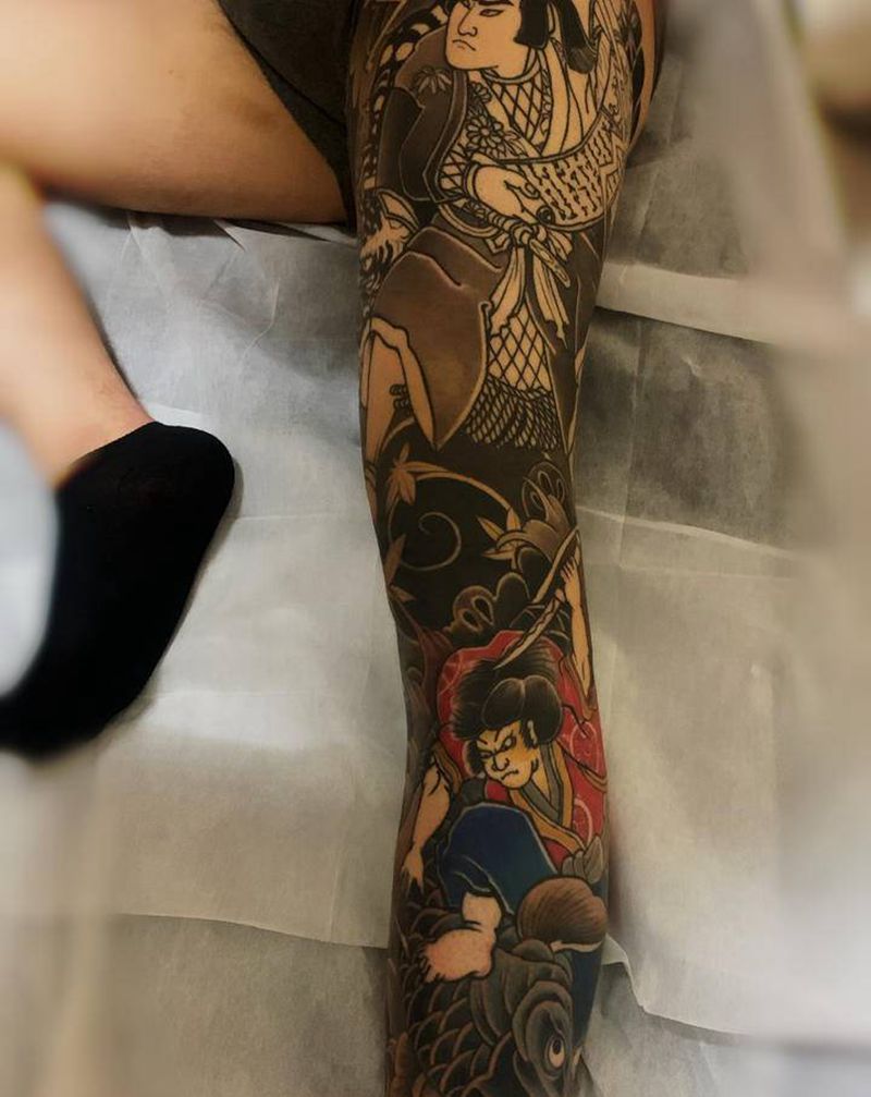 老传统花腿纹身图片_腿部老传统纹身图案