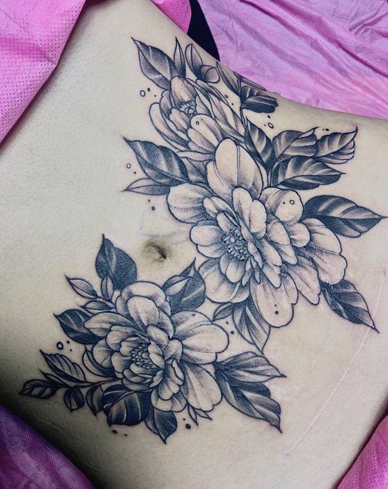 素花遮盖妊娠纹纹身图片_腰部腹部点刺素花遮盖纹身图案