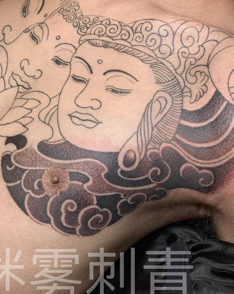 三面佛纹身图片_胸部纹身图案