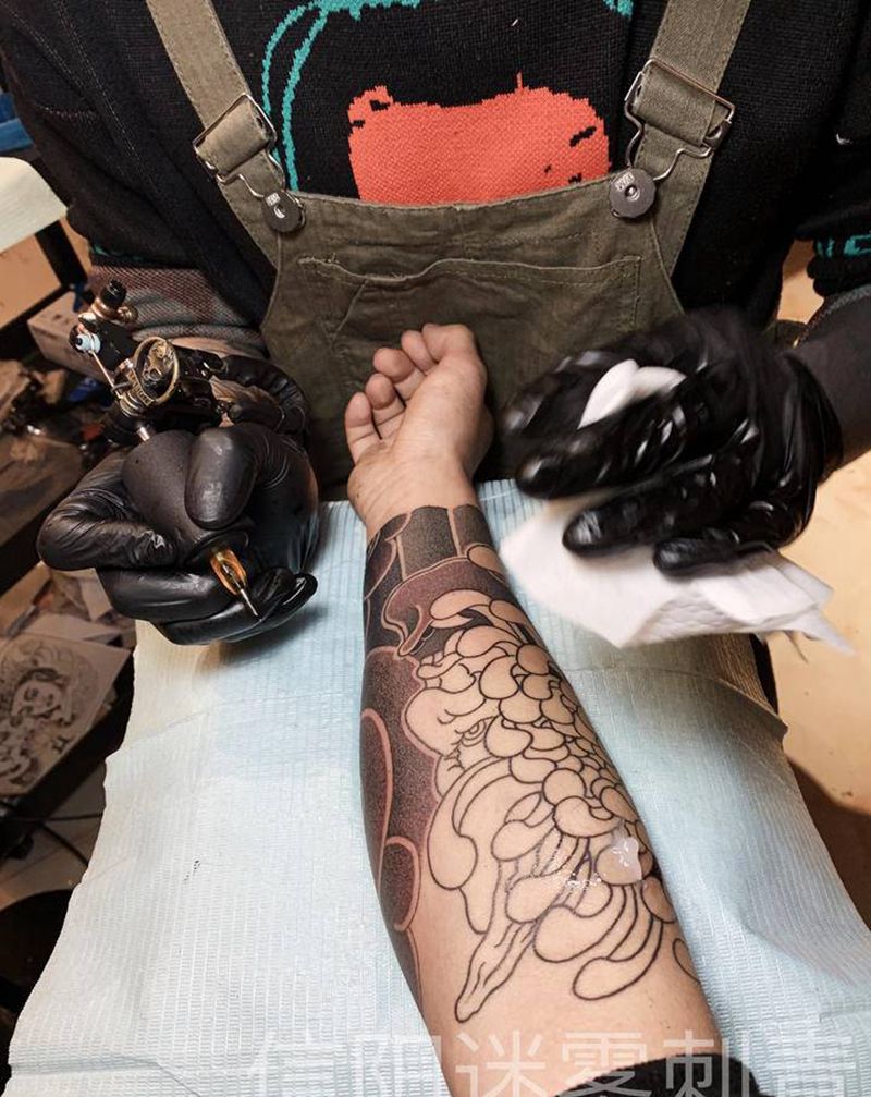 小臂纹身图片_老传统纹身图案