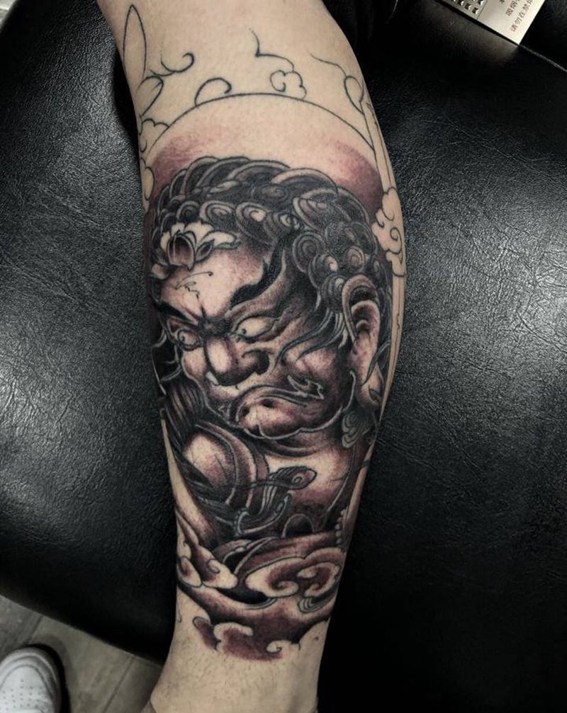 不动明王纹身图片_腿部新传统纹身图案