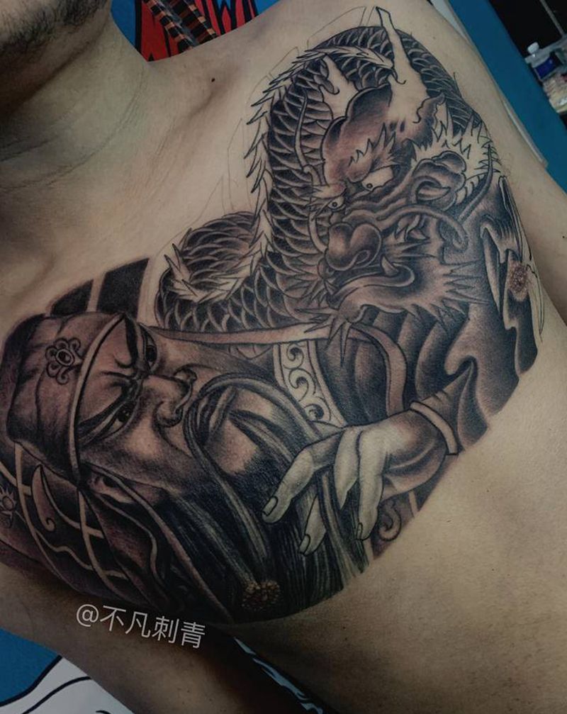 花胸未完成纹身图片_胸部新传统老传统龙关公花胸纹身图案