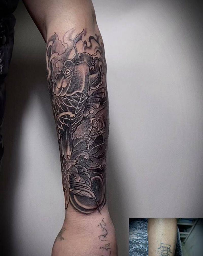 鲤鱼纹身图片_手臂新传统纹身图案