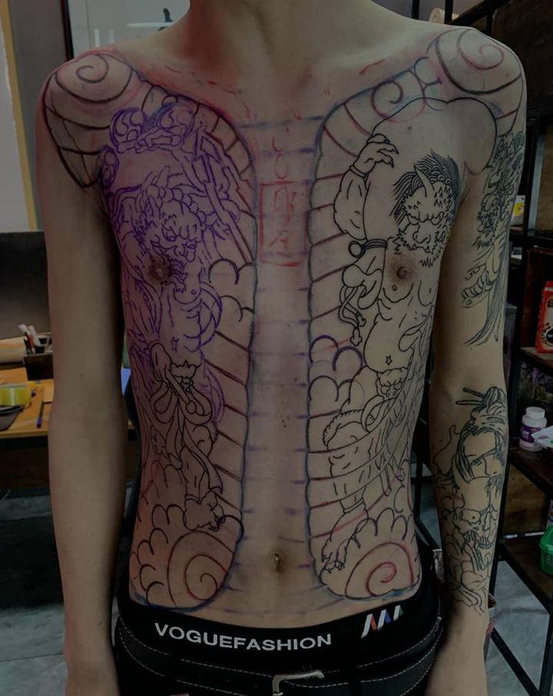 老传统开衫纹身图片_手臂老传统纹身图案