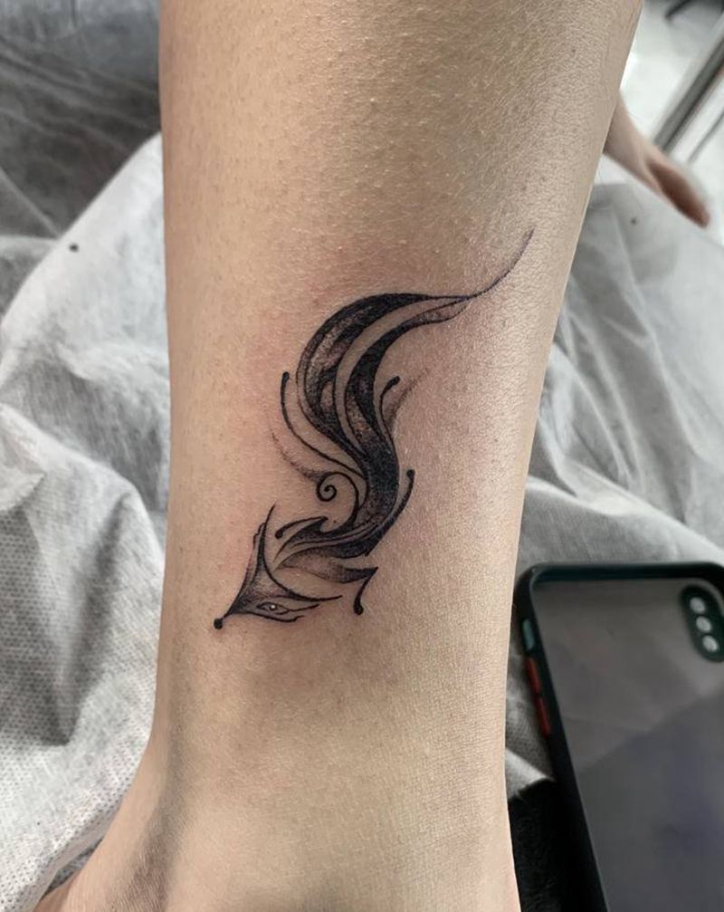 狐纹身图片_腿部新传统纹身图案