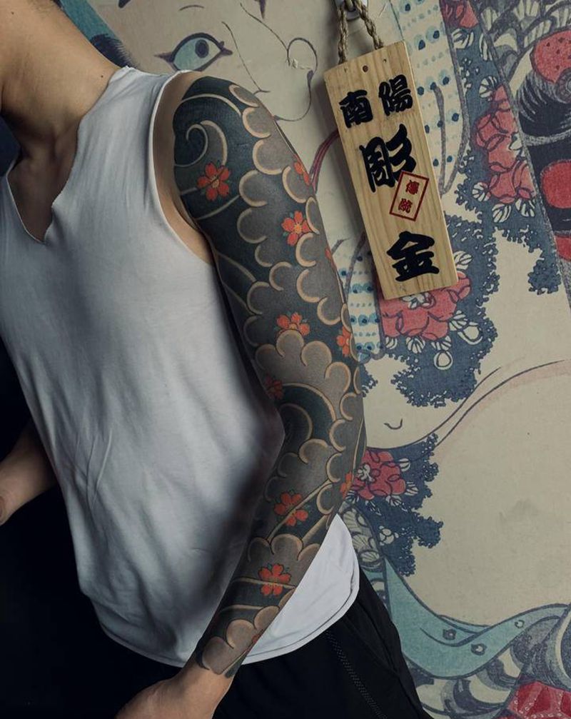 恢复好樱花臂纹身图片_手臂老传统纹身图案