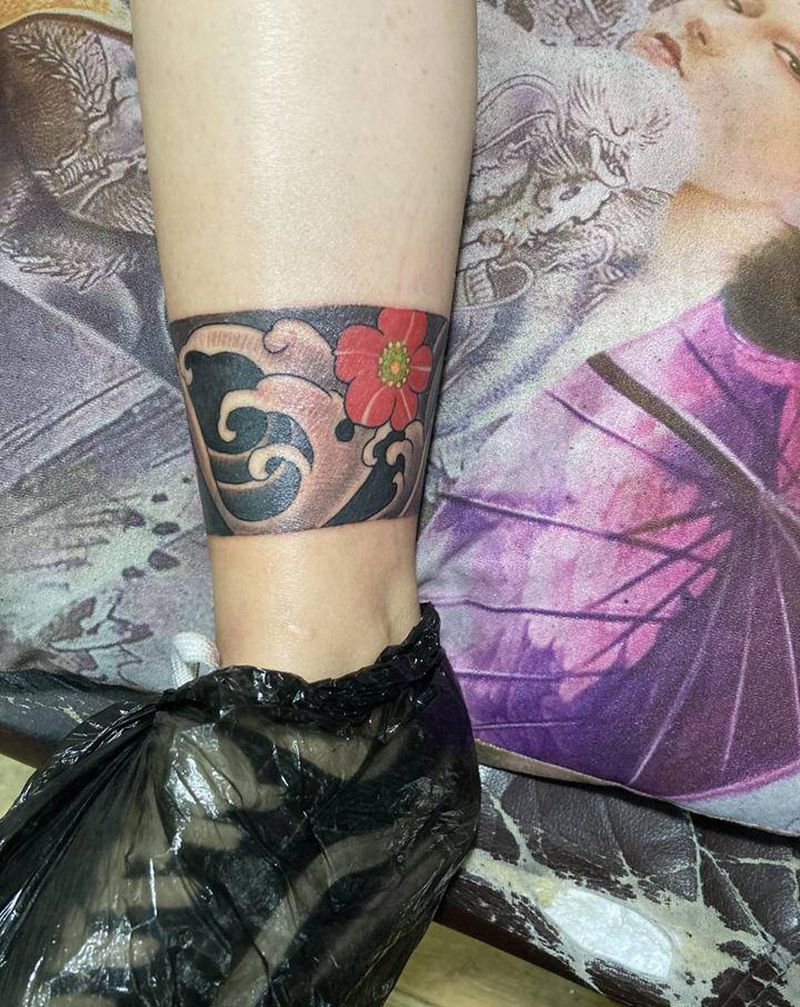 臂环纹身图片_腿部纹身图案