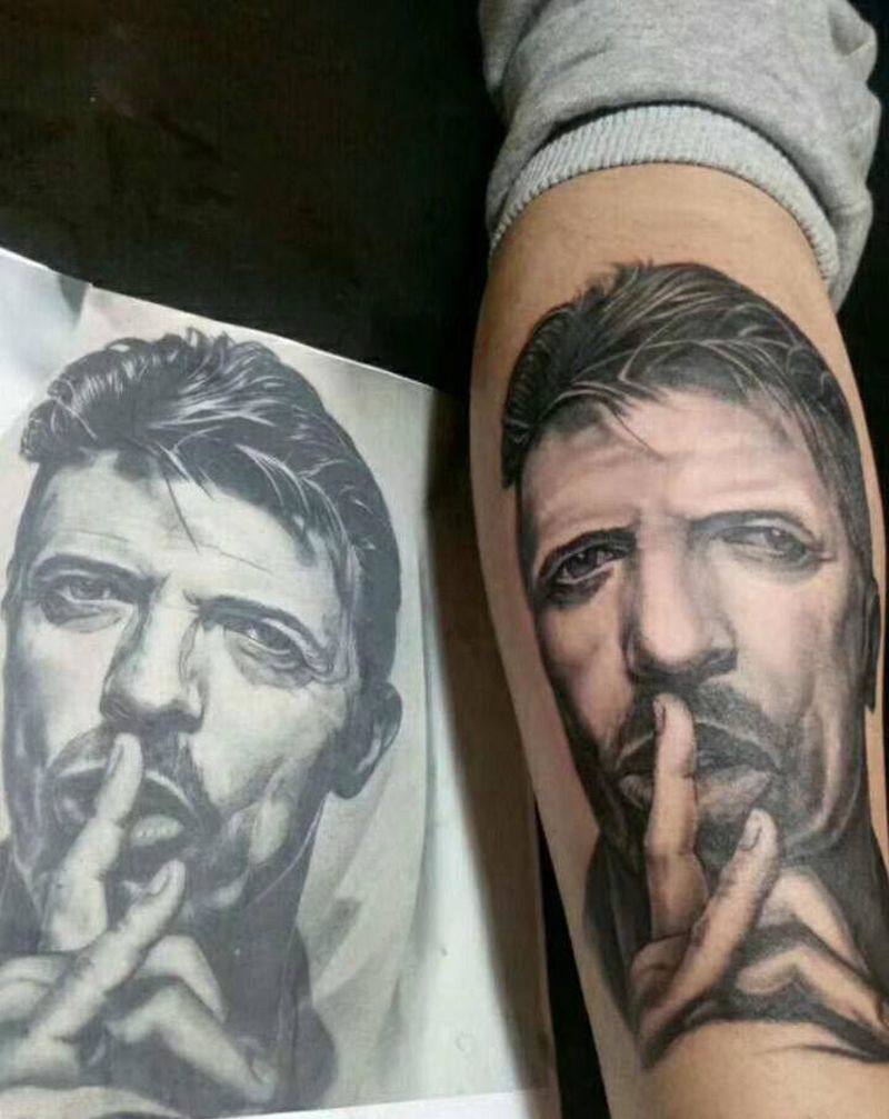 欧美肖像纹身图片_腿部欧美写实纹身图案