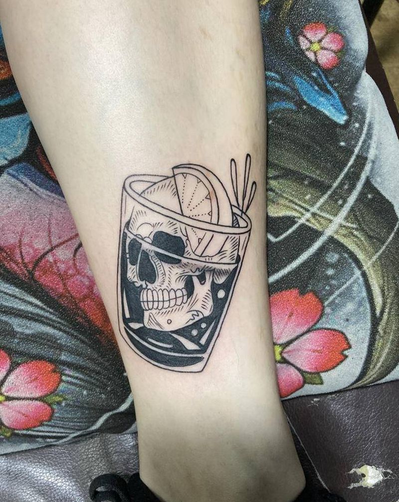 暗黑小图纹身图片_脚部New School纹身图案