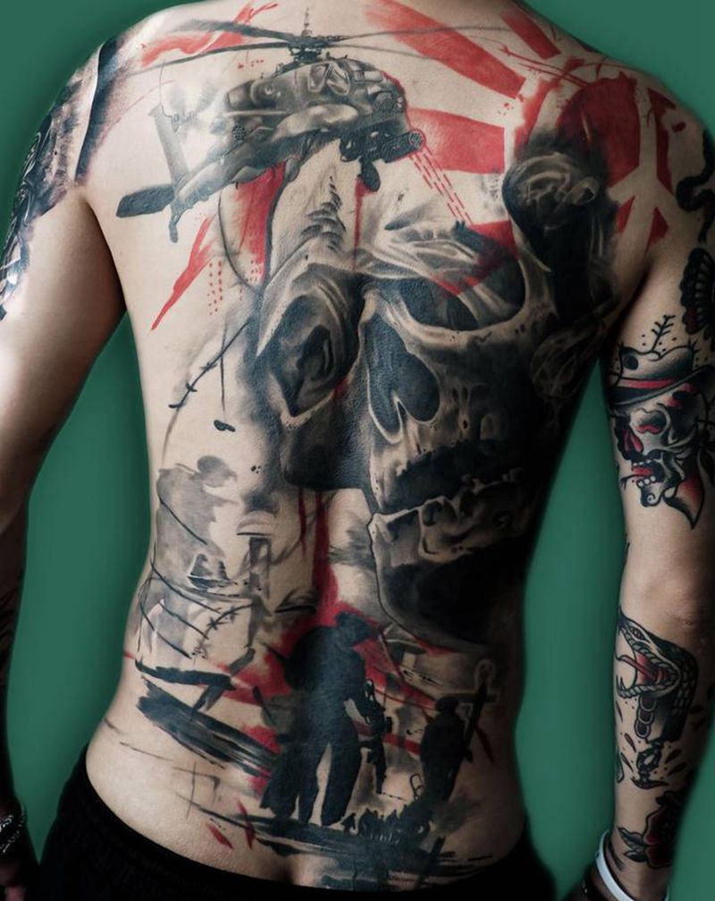 反战满背纹身图片_背部腰部欧美写实纹身图案
