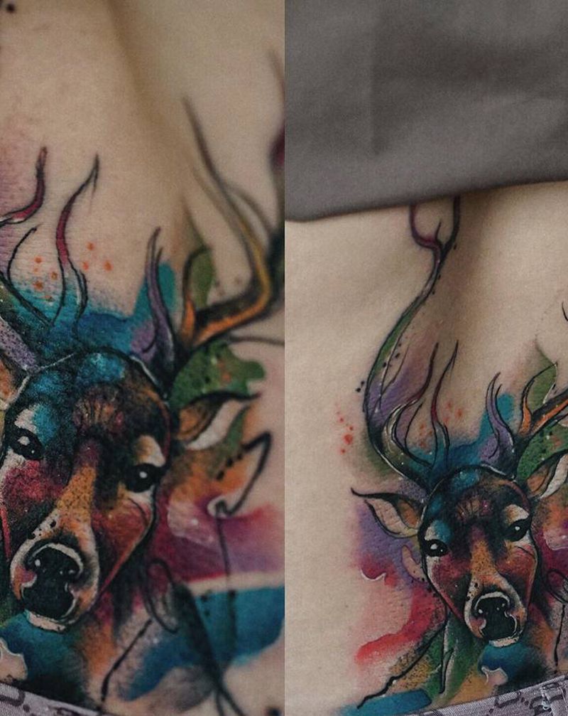 鹿纹身图片_背部腰部水墨水彩纹身图案