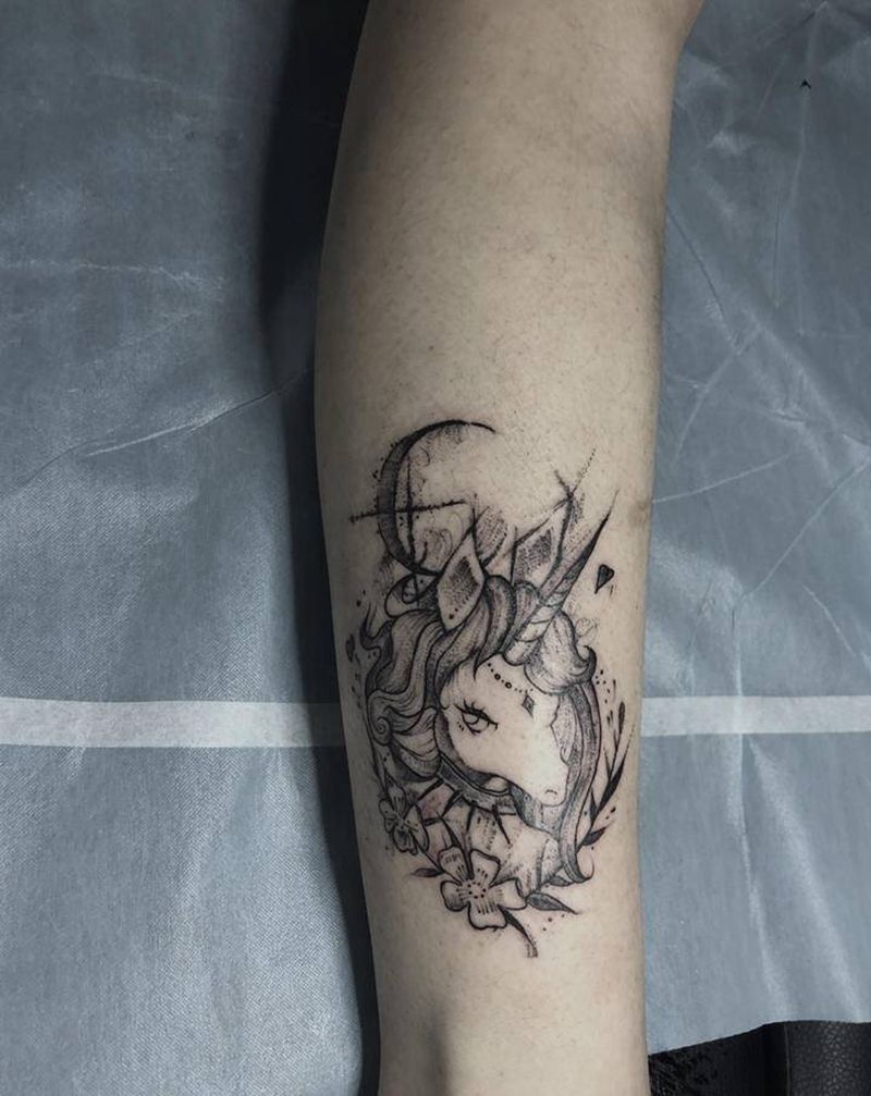 独角兽纹身图片_腿部几何纹身图案