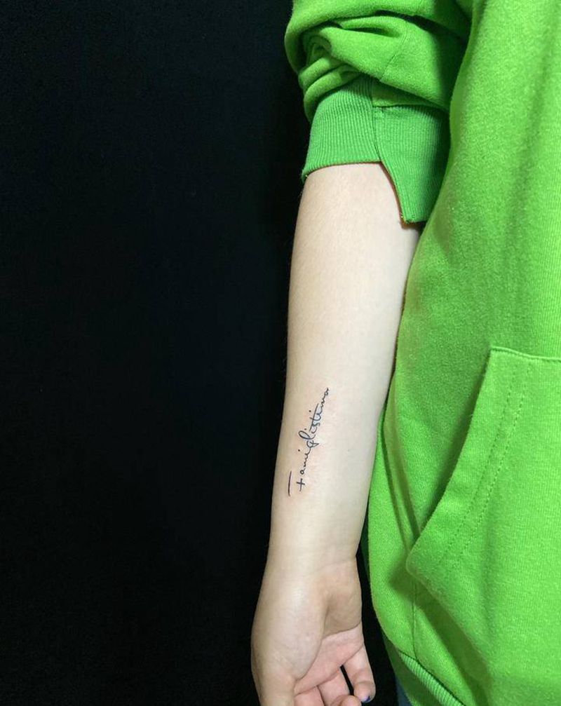 字母纹身图片_手臂纹身图案