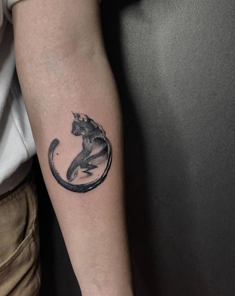 猫咪纹身图片_手臂纹身图案