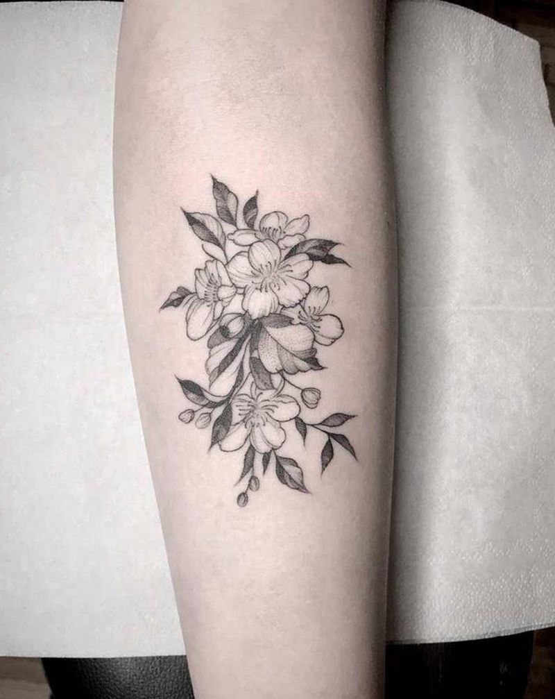 小清新素花纹身图片_手臂手部点刺水墨纹身图案