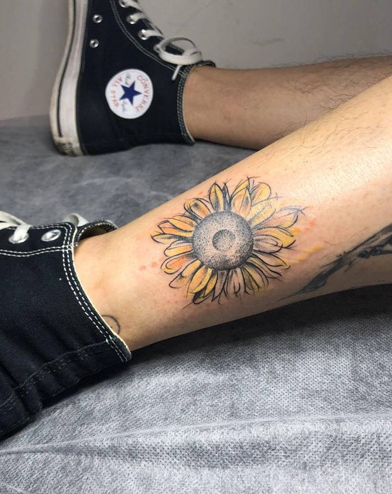 向日葵纹身图片_腿部水墨纹身图案