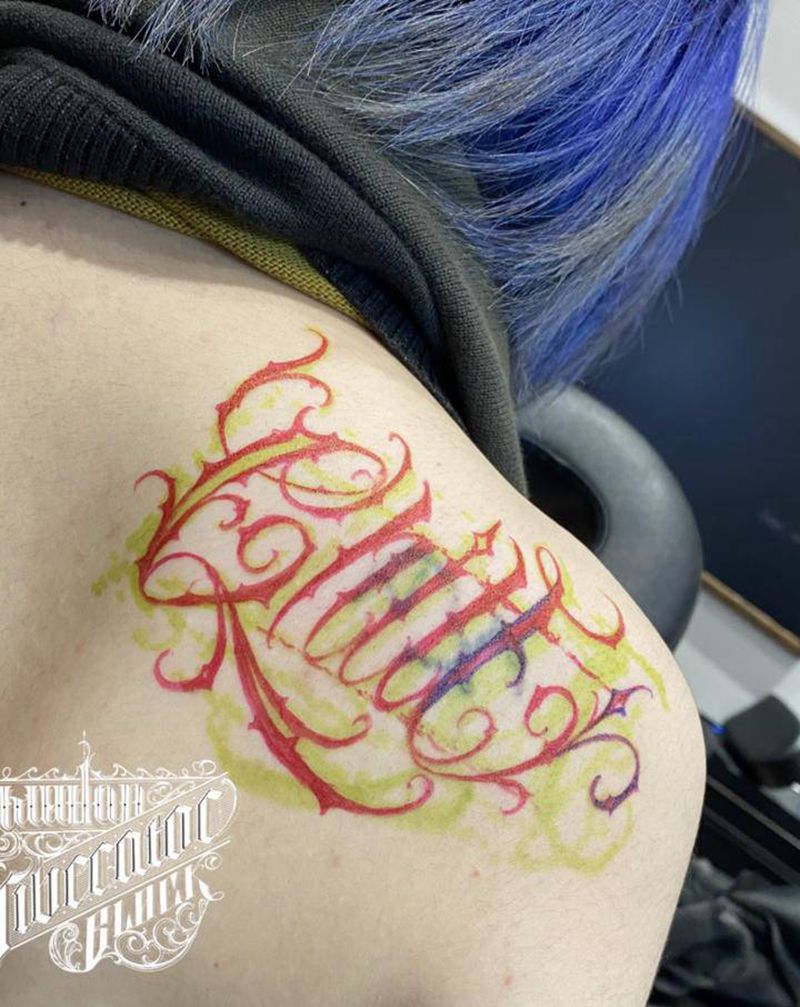 花体字遮盖纹身图片_背部花体字花体字纹身图案