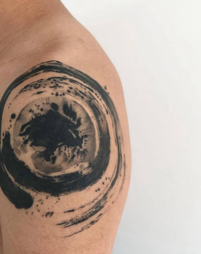 圆纹身图片_手部手臂水墨水彩纹身图案