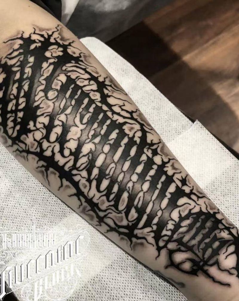 花体字纹身图片_手臂花体字花体字纹身图案