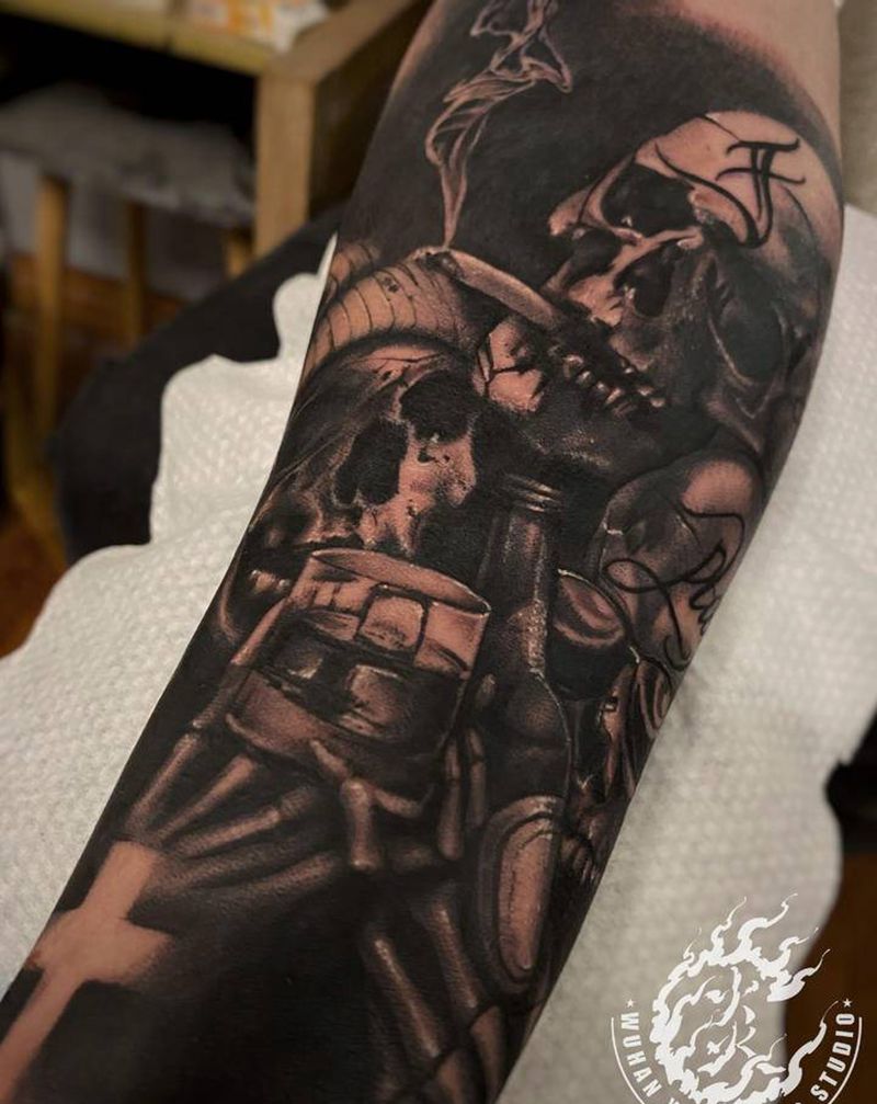 一人饮酒醉.纹身图片_手臂欧美写实纹身图案