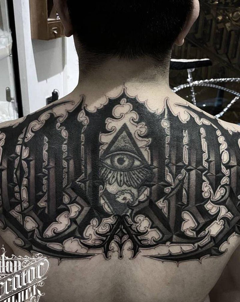 花体字纹身图片_背部花体字花体字纹身图案