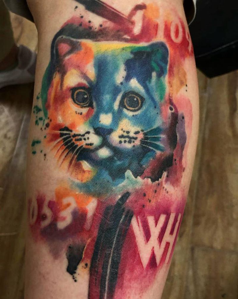 喵 恢复几年后纹身图片_腿部水彩水墨纹身图案