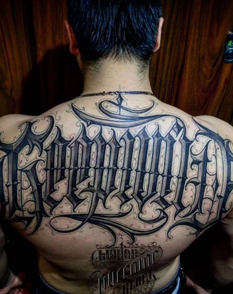 买家秀纹身图片_背部花体字New School作品回顾纹身图案