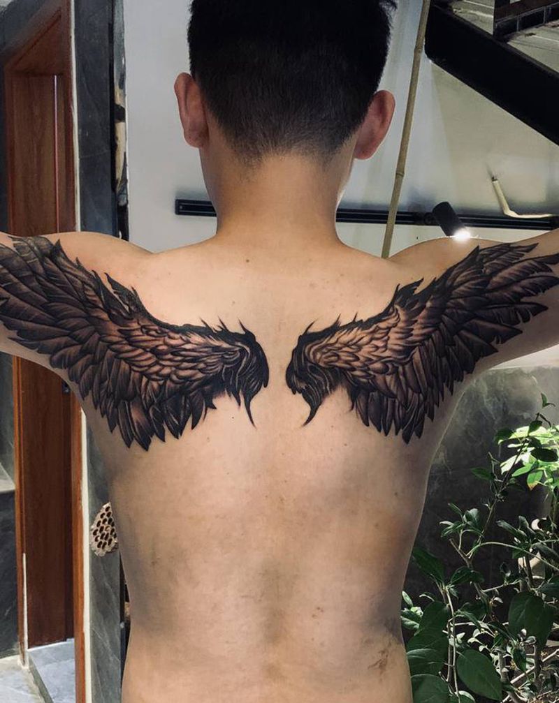 驻店纹身师洋，作品纹身图片_背部欧美写实纹身图案