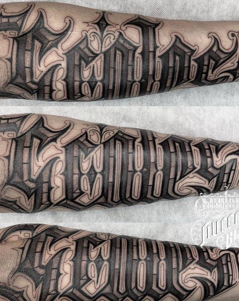 UVB2纹身图片_手臂花体字纹身图案