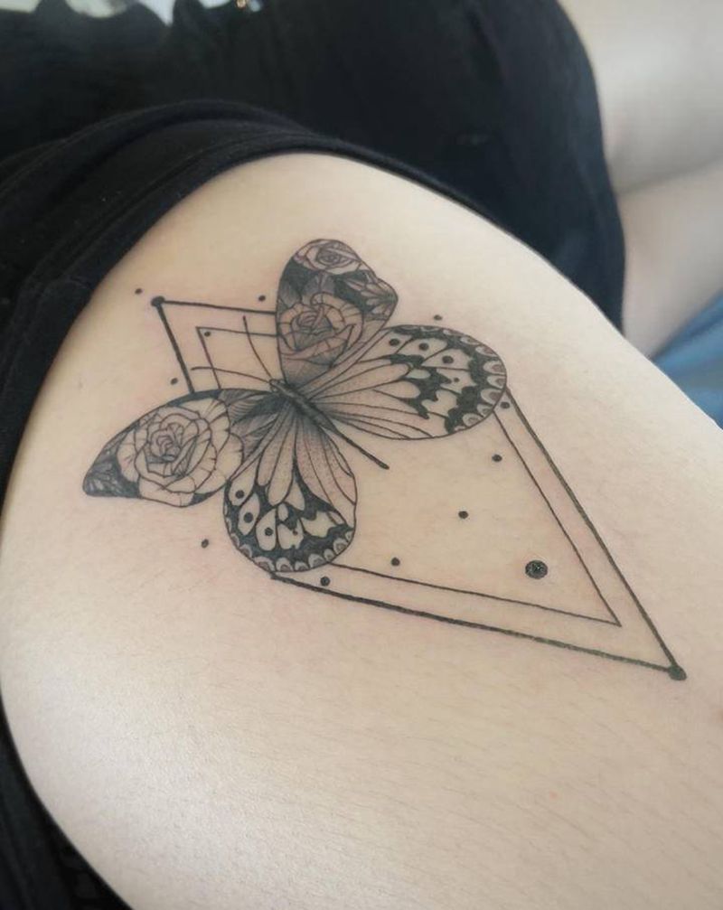 蝴蝶纹身图片_腿部图腾几何纹身图案