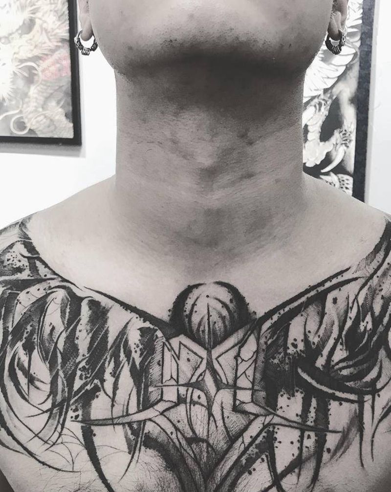 暗黑花体纹身图片_胸部花体字暗黑纹身图案