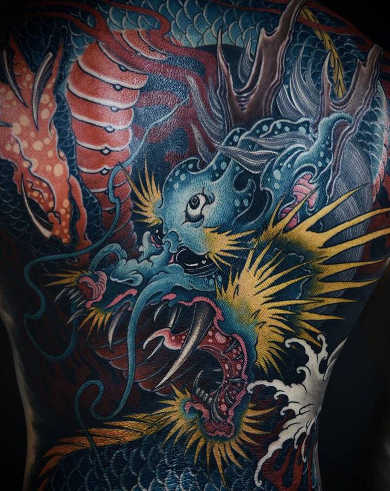 满背龙纹身图片_背部腰部新传统龙纹身图案