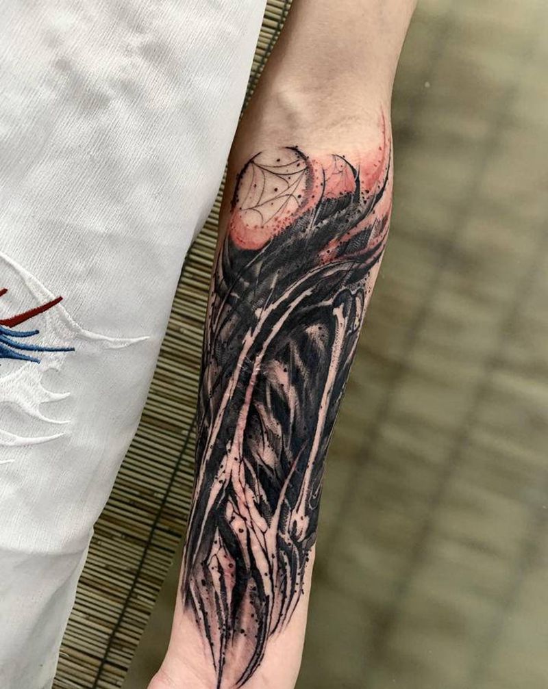 遮盖疤痕花体纹身图片_手臂点刺花体字暗黑遮盖纹身图案