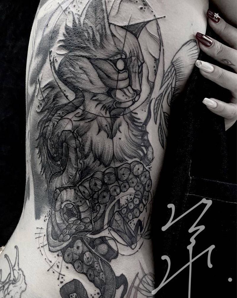 猫纹身图片_腹部腿部点刺几何暗黑系猫章鱼纹身图案