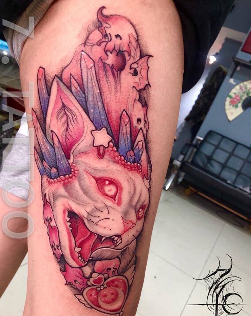 暗黑彩色猫纹身图片_腿部点刺水彩猫彩色暗黑纹身图案