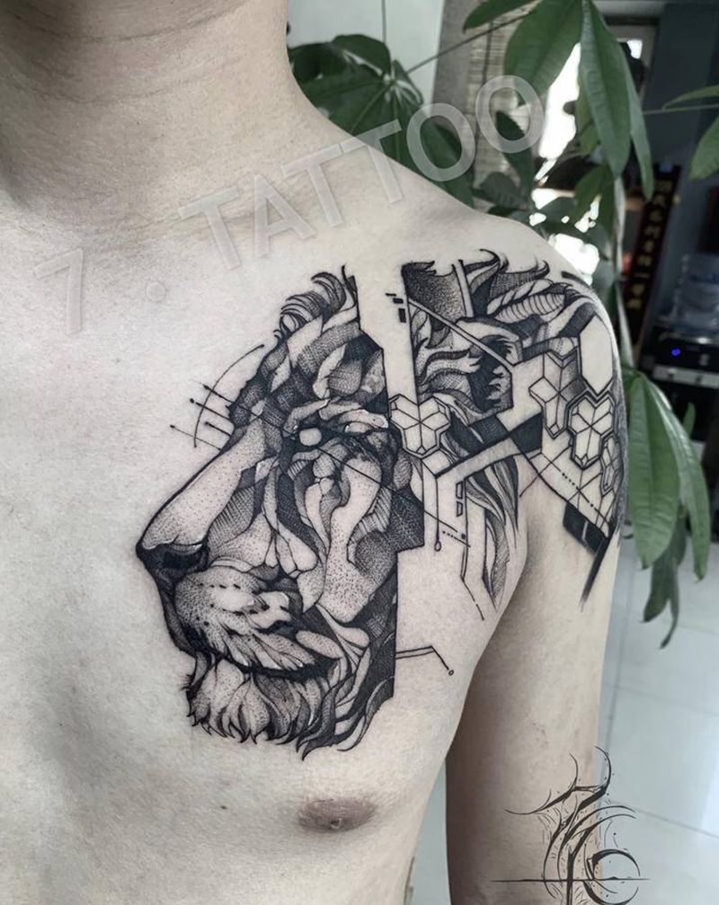 几何，狮子纹身图片_胸部肩部几何点刺动物狮子纹身图案