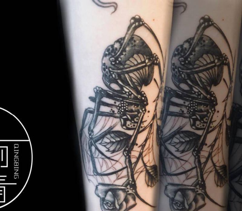 暗黑蜘蛛纹身纹身图片_手臂暗黑蜘蛛纹身图案