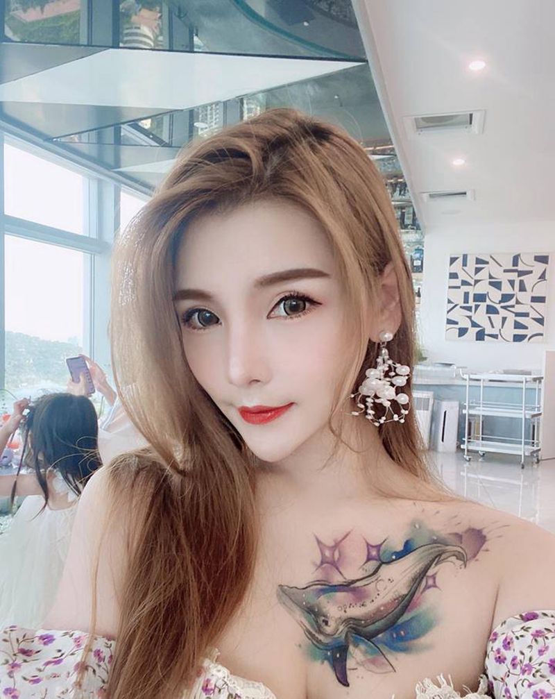 店内纹身买家秀纹身图片_胸部脚部水彩纹身图案