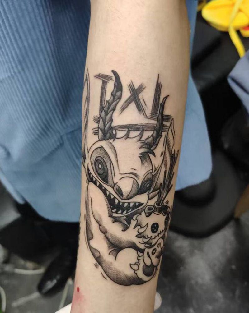 老曹的小图两枚纹身图片_手臂纹身图案