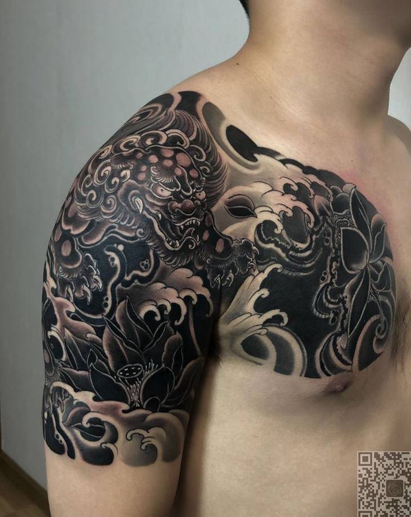 半胛遮盖纹身图片_手部胸部老传统新传统唐狮 遮盖纹身图案