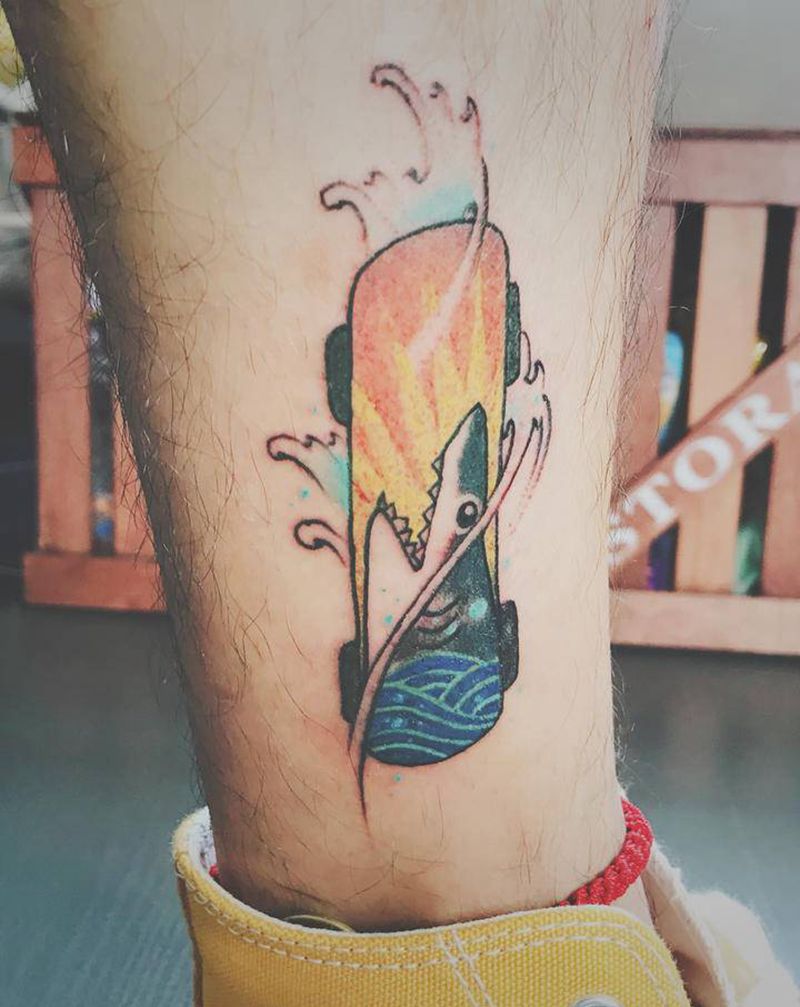 滑板&鞋纹身图片_手臂腿部水彩新传统原创定制新传统个性纹身图案