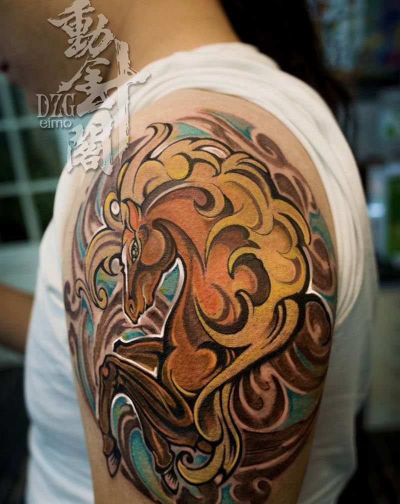 瓦当马纹身图片_手臂新传统图腾马纹饰纹身图案